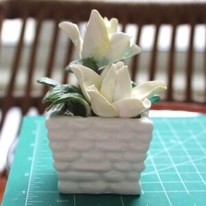 Radnor Bone China Figurine White Flowers Green Leaves Basket Staffordshire